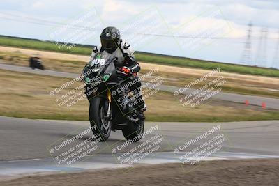 media/Apr-26-2024-TrackDaz (Fri) [[c4b677d280]]/C Group/140pm (Wheelie Bump)/